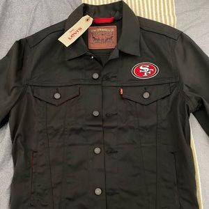 San Francisco 49ers x Levi’s Men’s Trucker Jacket